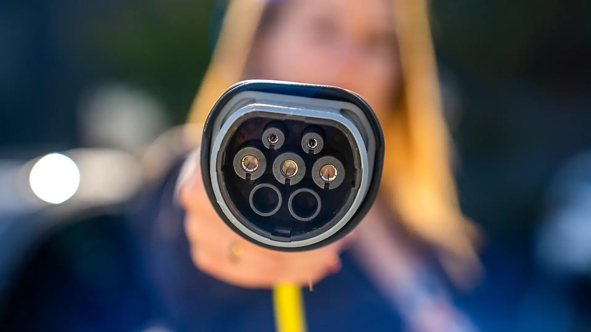 Hoelang duurt het opladen van een elektrische auto thuis?